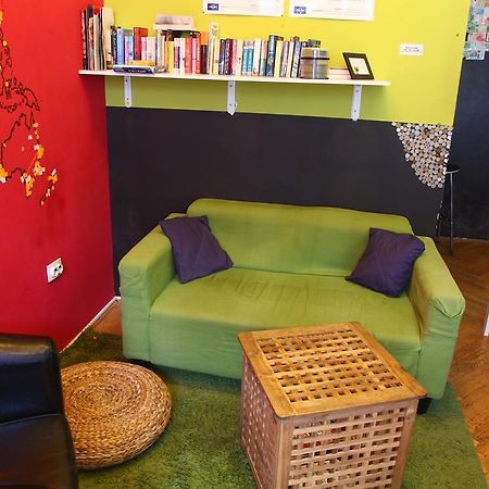 Hostel Zeppelin Ljubljana Exteriör bild