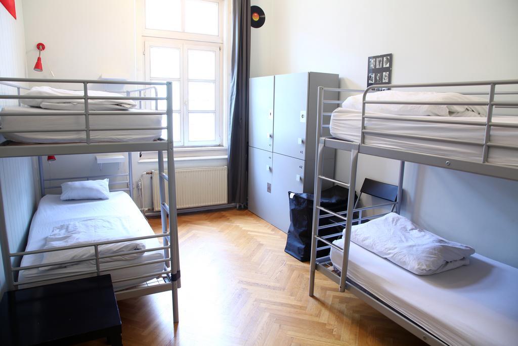 Hostel Zeppelin Ljubljana Rum bild